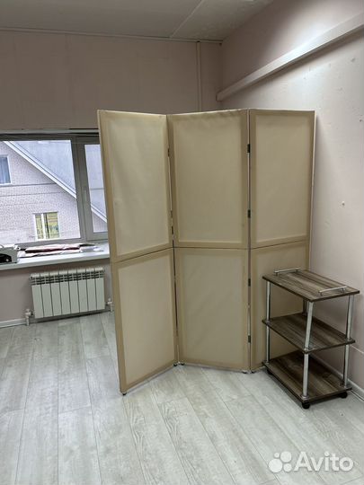 Сдам рабочее место мастеру маникюра/педикюра