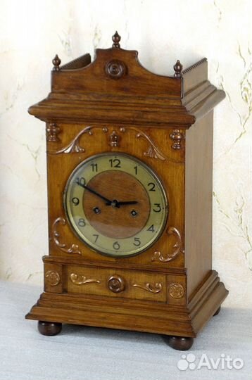 Часы механические настольные Junghans бой