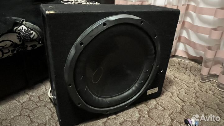 Сабвуфер с коробом