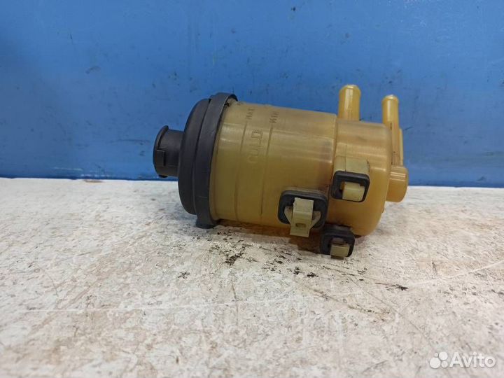 Бачок гидроусилителя Kia Sportage 2 2004-2008