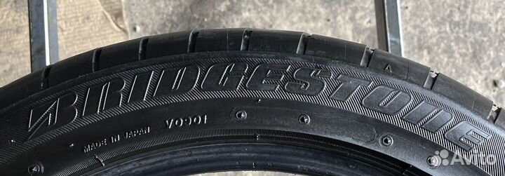 Bridgestone Potenza RE-11 255/40 R17