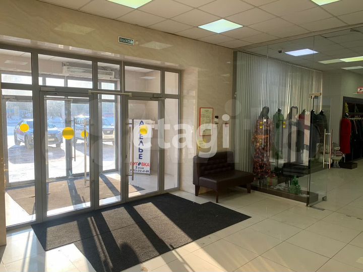 Сдам торговое помещение, 707 м²