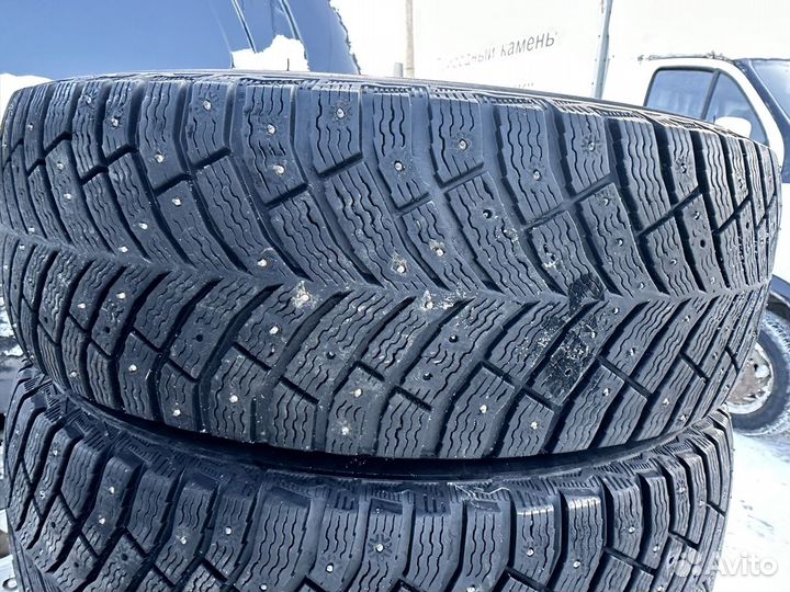 Michelin X-Ice North 4 SUV 225/65 R17