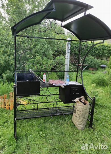 Мангал с печью под казан и крышей