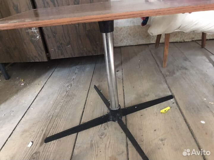 Подставка под телевизор