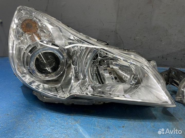 Фары комплект Subaru Outback BR/B14