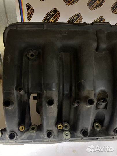 Впускной коллектор BMW 5-Series 530I E60