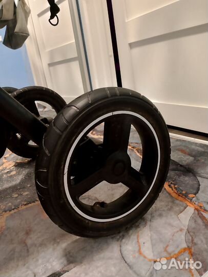 Шикарная прогулочная коляска Sweet baby air