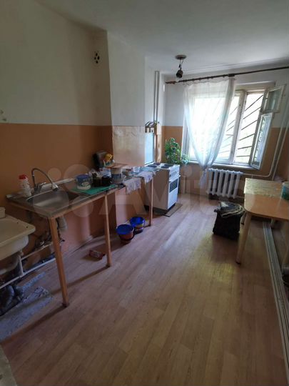 Комната 17,4 м² в 4-к., 1/5 эт.