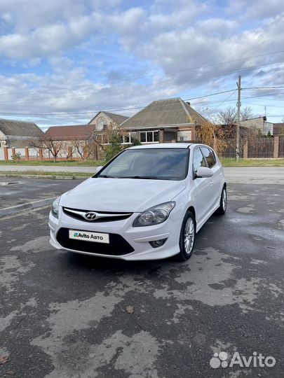 Hyundai i30 1.6 МТ, 2011, 246 000 км