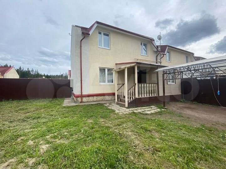 Таунхаус 55,6 м² на участке 2,1 сот.
