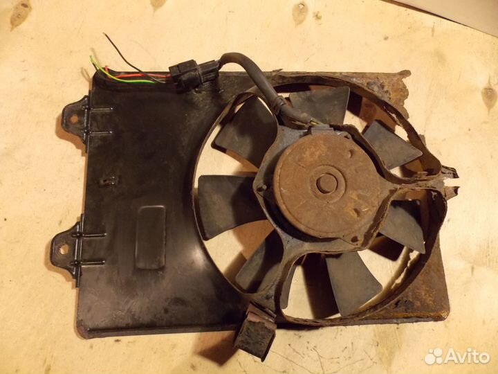 Вентилятор радиатора Mitsubishi Space Star