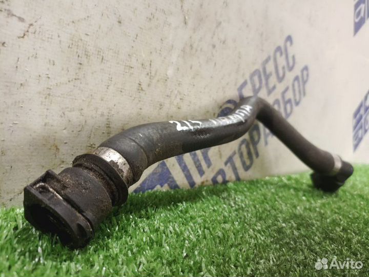 Трубка помпы Bmw 750I седан 4.8 N62B48B 2007