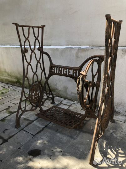 Станина от швейной машинки