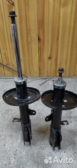 Продам стойки