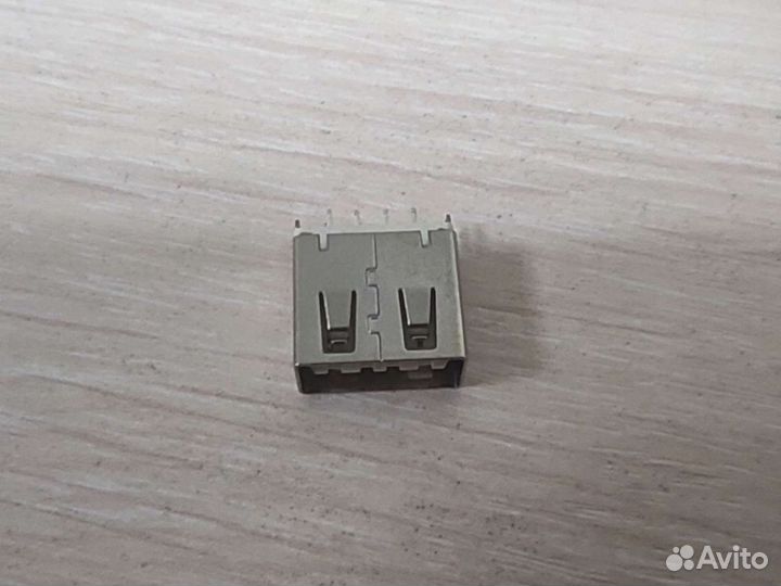 Разъем USB двухсторонний реверсивный
