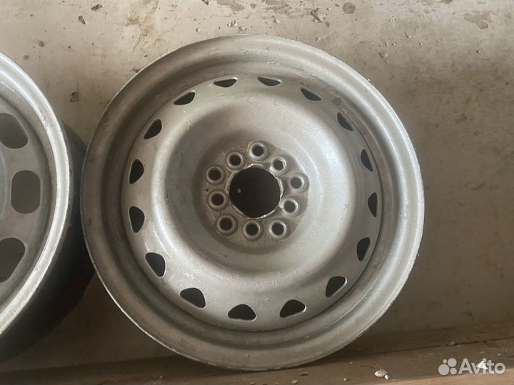 Штампованные диски r15