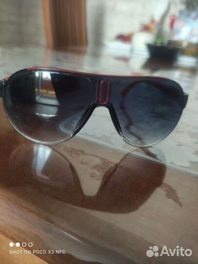 Солнцезащитные очки ребенку