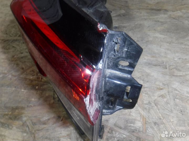 Фонарь левый наружный Toyota Corolla E210 (2018+)