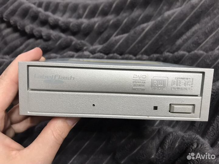 Оперативная ddr2 2gb kingston + DVD CD рум