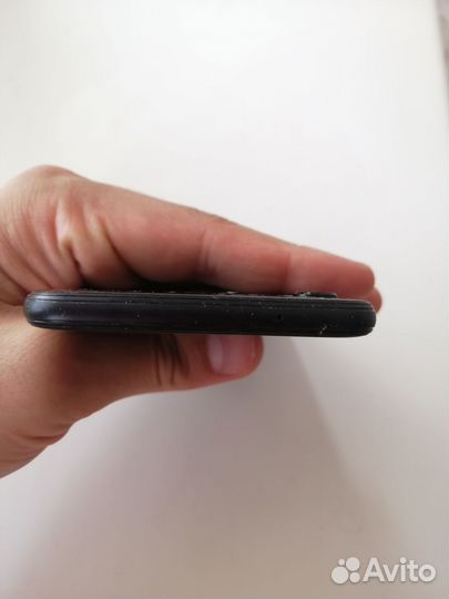 Телефон Huawei p20 lite