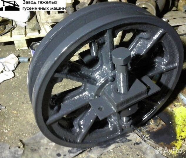 Ленивец (колесо натяжное) крана дэк-251, дэк-321