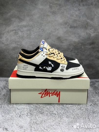 Кроссовки Nike SB Dunk Low x Stussy