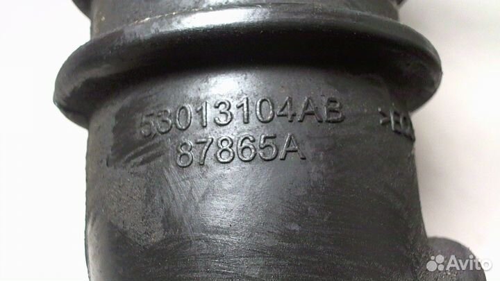 Патрубок воздушного фильтра Jeep Liberty, 2003