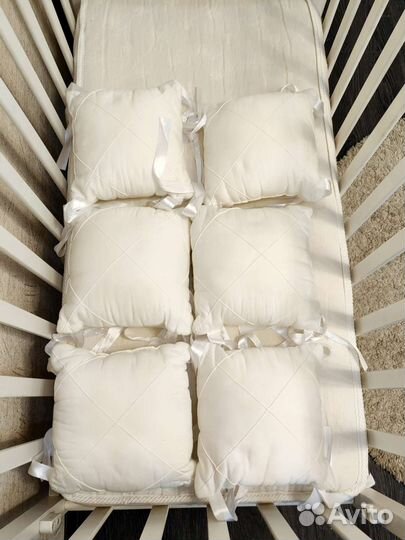 Комплект в кроватку с бортиками