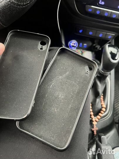 Чехлы на iPhone XR