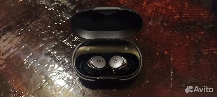 Anker soundcore space a40