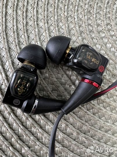 Наушники Sony XBA-300
