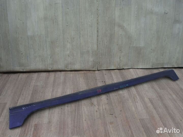 Порог накладка левая Mazda 3 BK хэтчбек 2004