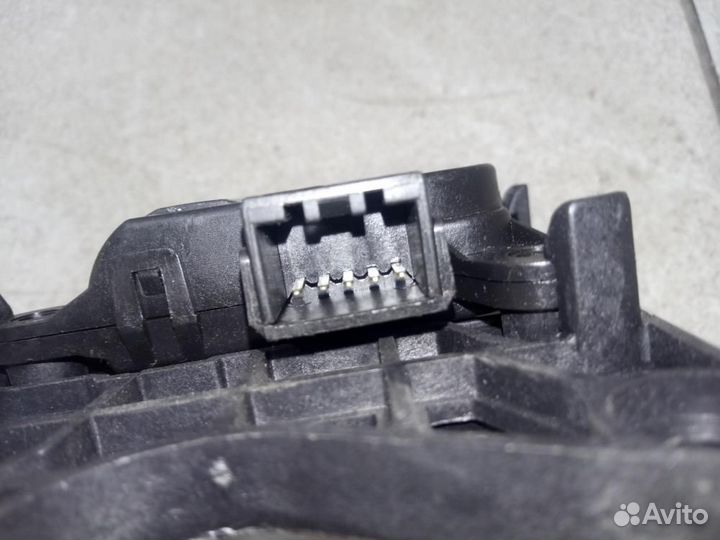 Сервопривод заслонок печки Kia Rio 3 UB 2011-2017