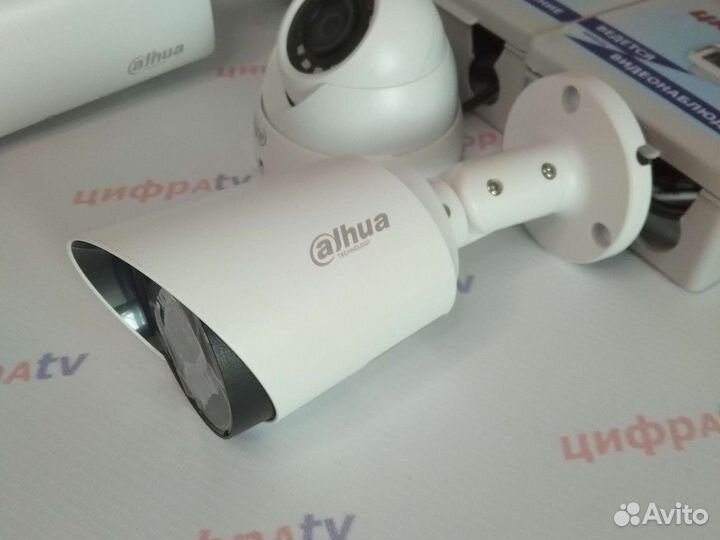 3 камеры видеонаблюдения 4Мп регистратор Dahua va