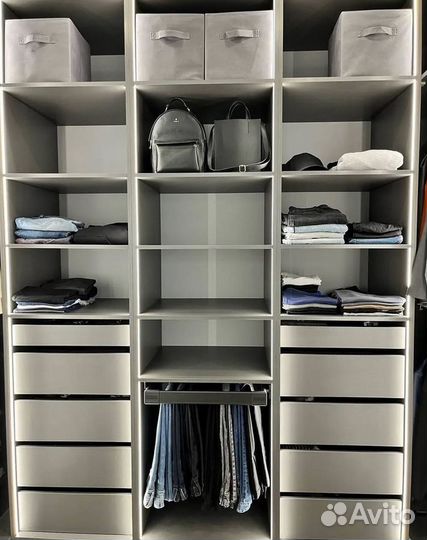 Гардеробная на заказ с подсветкой