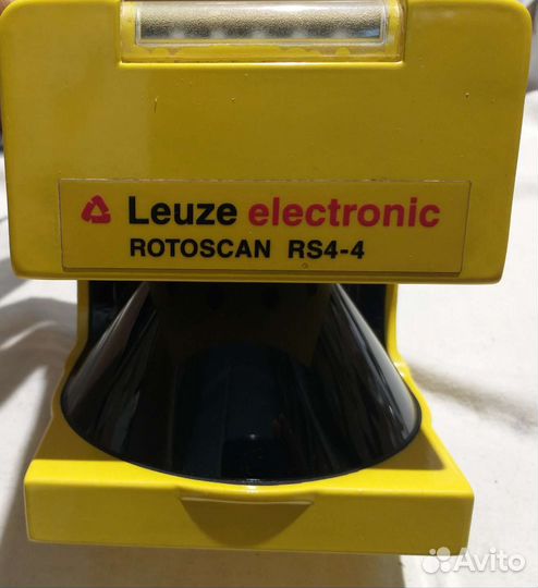 Сканер безопасности Leuze CU411-RS4 / RSL420-M