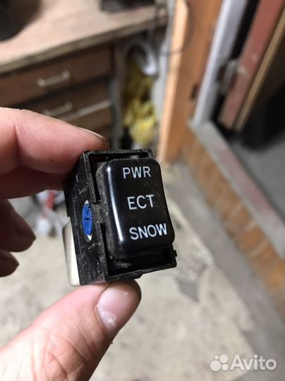 Кнопка PWR chaser mark cresta