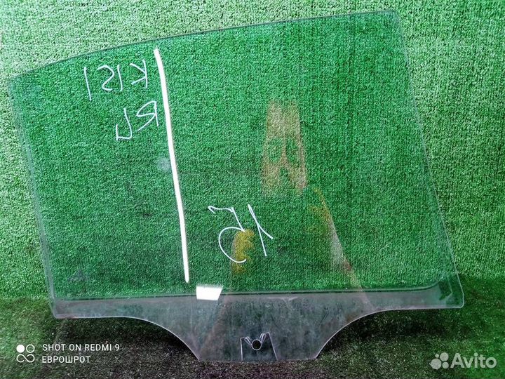 Стекло двери задней левой Skoda Octavia A5 (1Z)