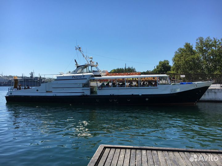 Пассажирский теплоход на 130 чел