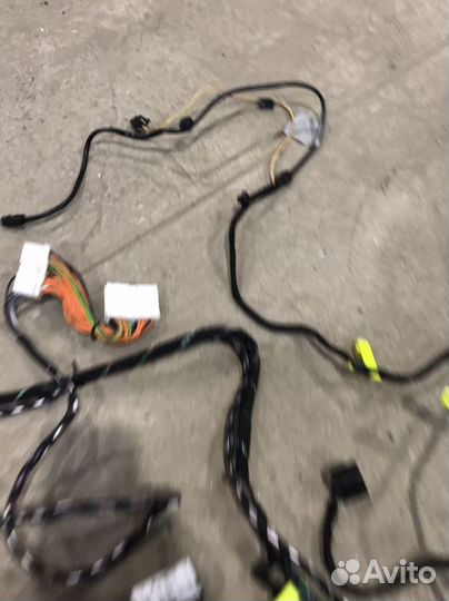 Задняя коса mitsubishi carisma с выходом на тсу