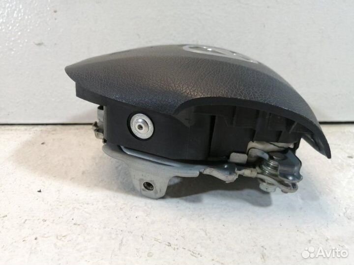 Подушка безопасности в рулевое колесо Mazda Mazda3
