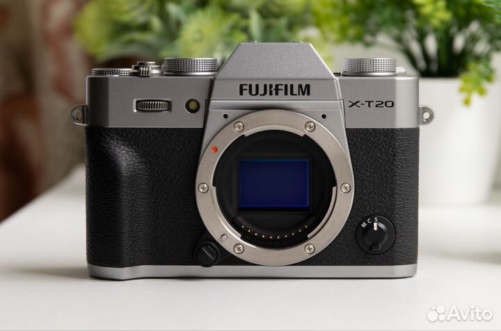 Fujifilm X-T20 (XT20) Body