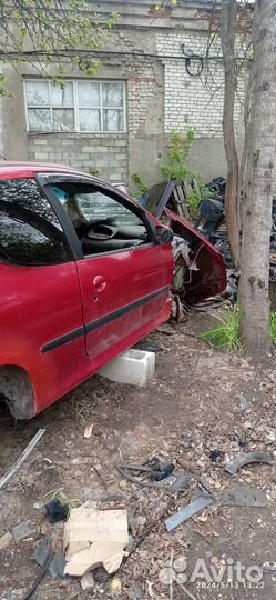 Запчасти на peugeot 206