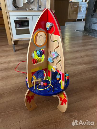 Развивающий бизиборд ракета (classic world)