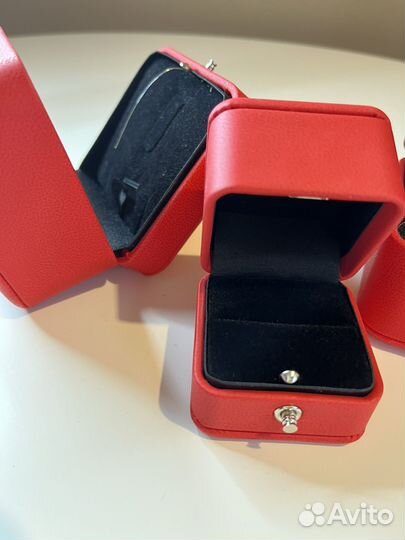 Коробки футляр для ювелирных изделий