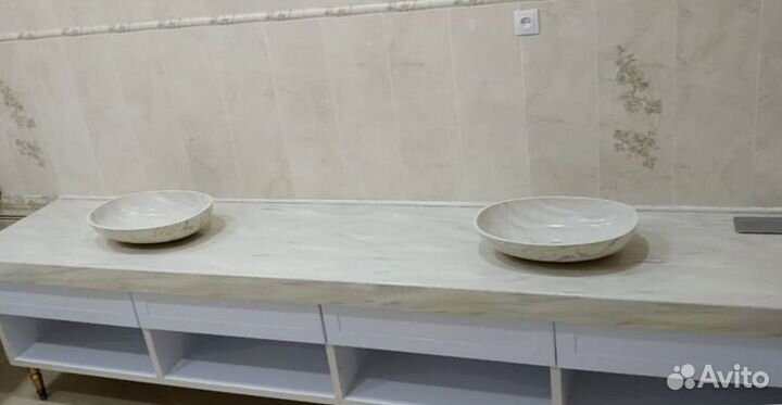 Столешница для ванной и кухни из искуственного кам