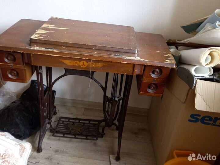 Швейная машина старинный Китай
