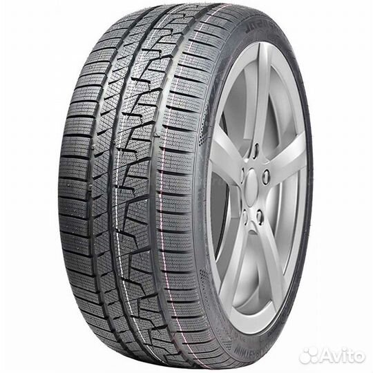 Compasal Winter Blazer UHP 225/45 R18 95V