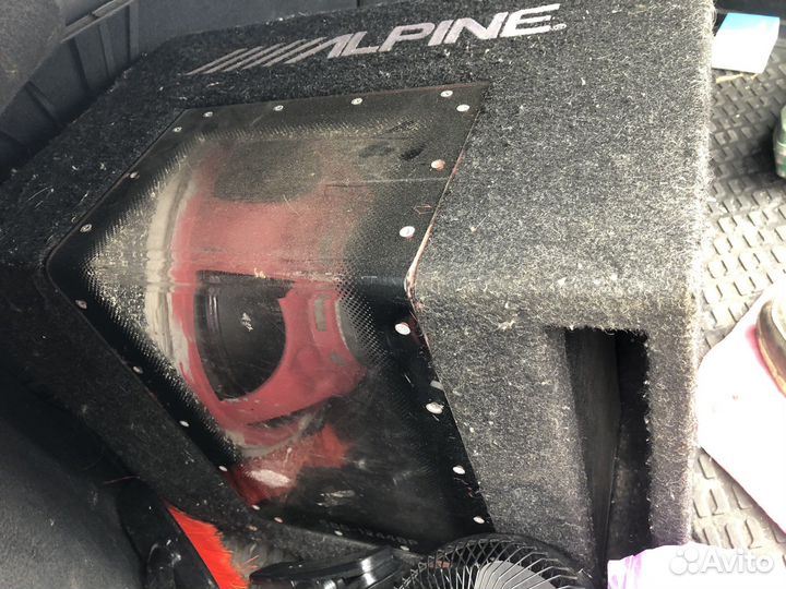 Продам сабвуфер